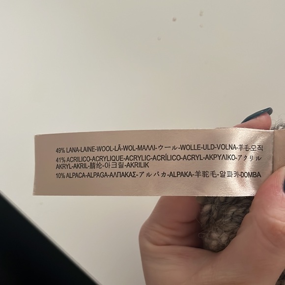 Massimo Dutti Italian Yarn Gray Mock Turtleneck Vest Size Medium Sleeveless - Picture 8 of 8